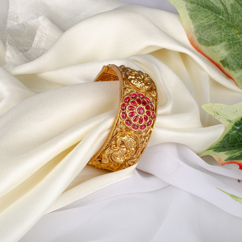 Narayana pearls bangles on sale