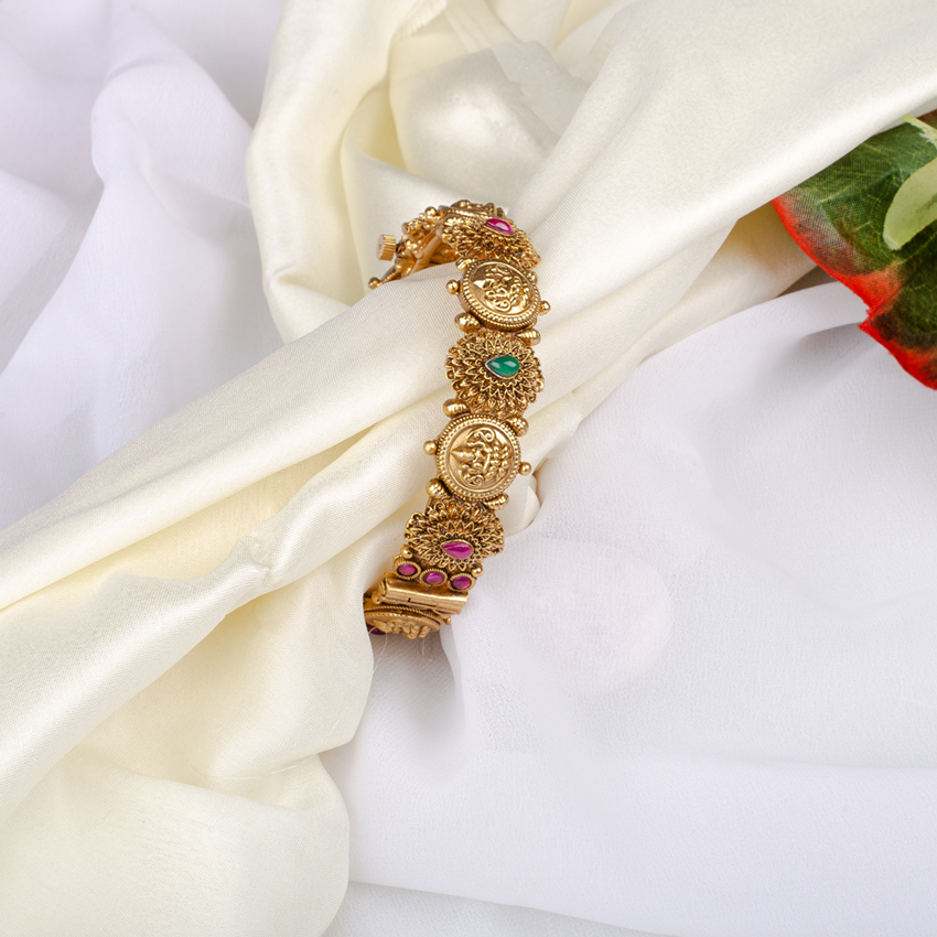 Narayana hot sale pearls bangles